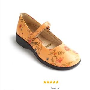 Arcopedico Scala Mary Jane Leather Orange Floral 7